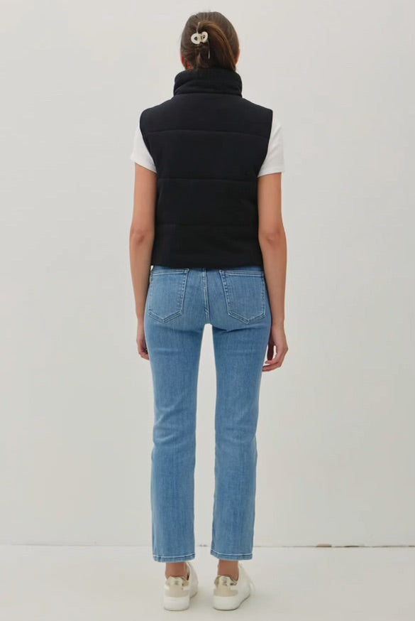 BLACK PUFFER VEST